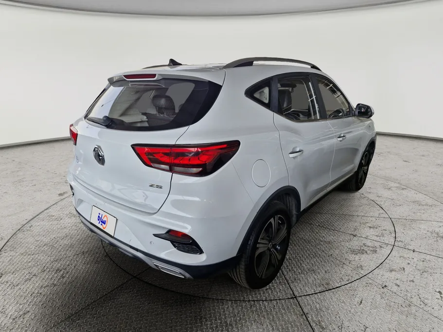 ام جي ZS LUX 2023 