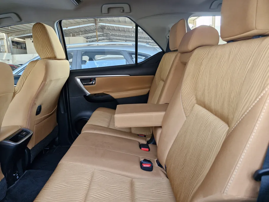 2022 Toyota Fortuner VX 