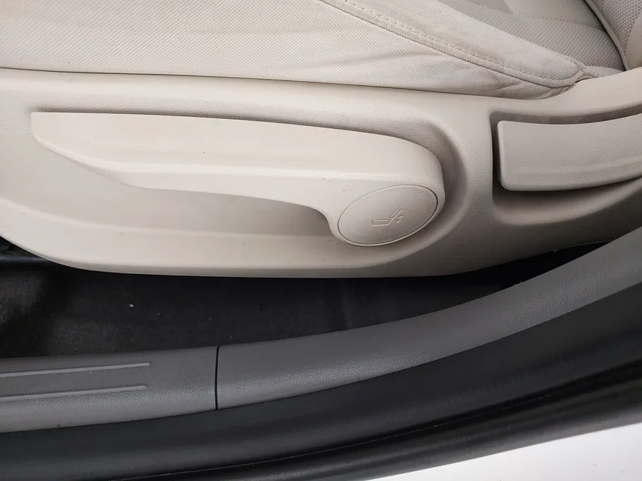 2022 Hyundai Elantra Fleet 