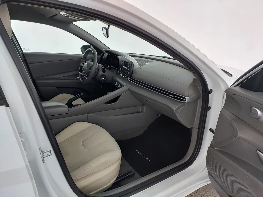 2022 Hyundai Elantra Fleet 