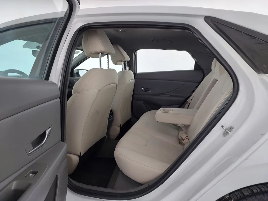 2022 Hyundai Elantra Fleet 