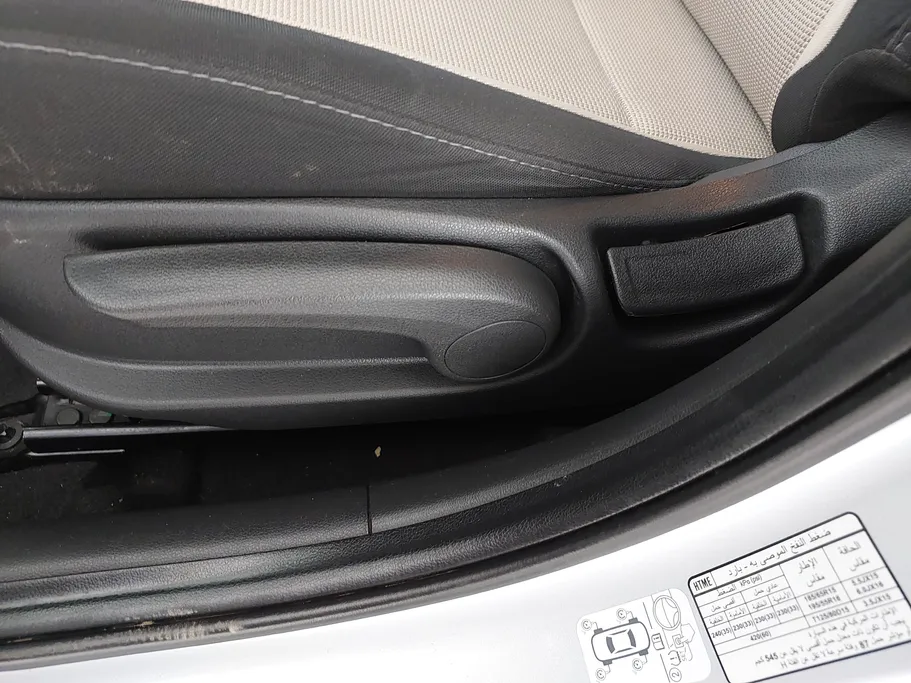 هيونداي اكسنت سمارت 2023 