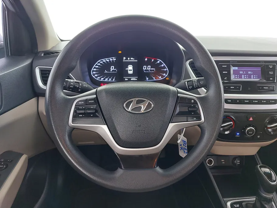 هيونداي اكسنت سمارت 2023 