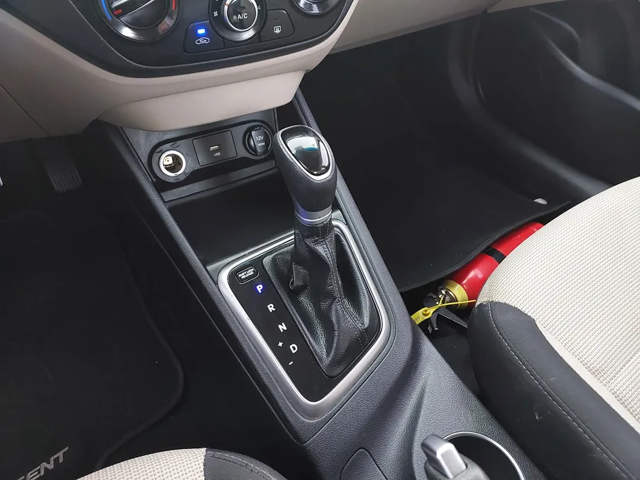 هيونداي اكسنت سمارت 2023 