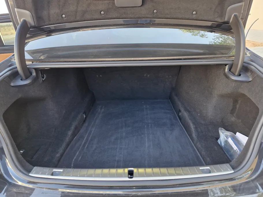 2022 BMW 7 Series 730Li 