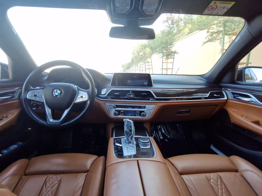 2022 BMW 7 Series 730Li 