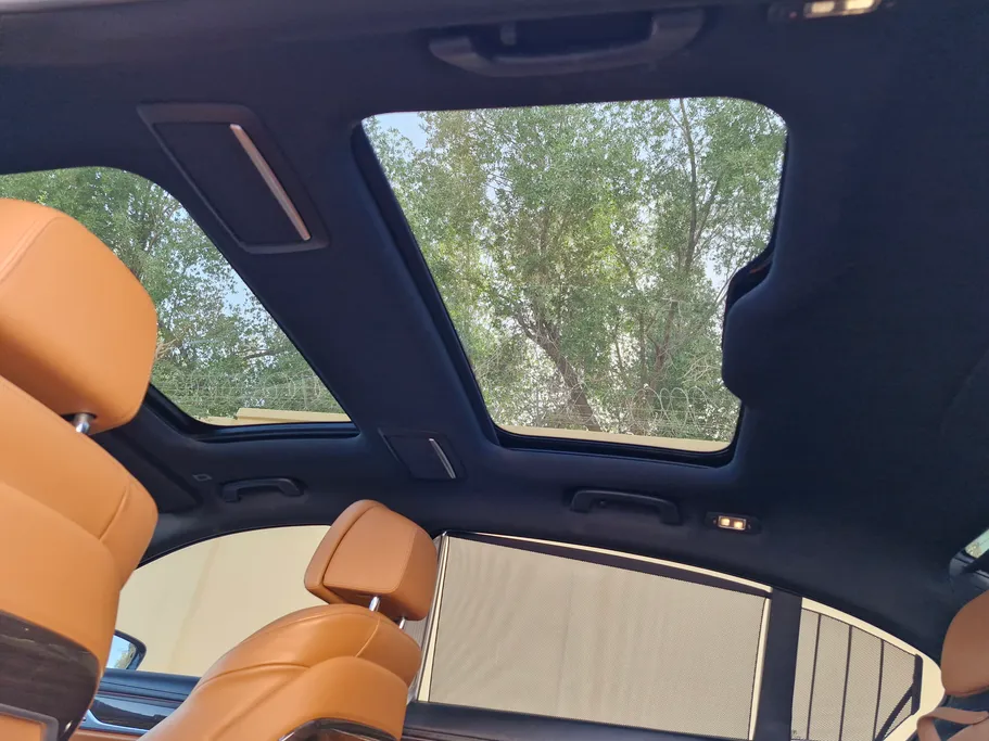 2022 BMW 7 Series 730Li 