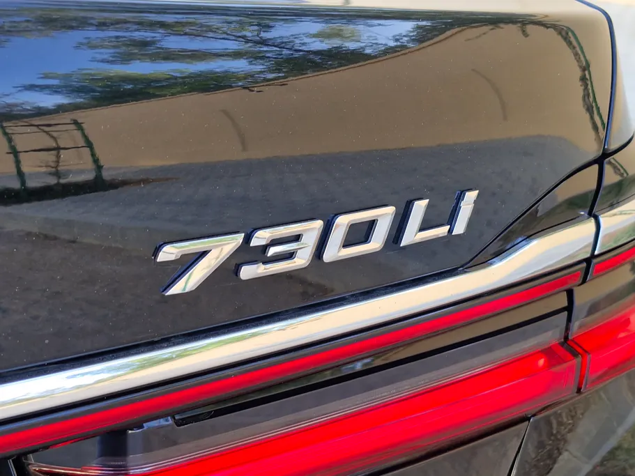 2022 BMW 7 Series 730Li 