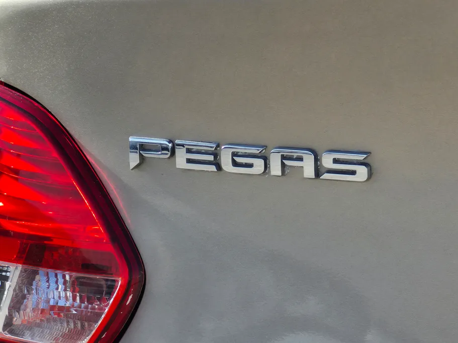 2022 Kia Pegas LX 