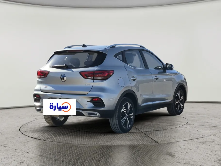 2023 MG ZS LUX 