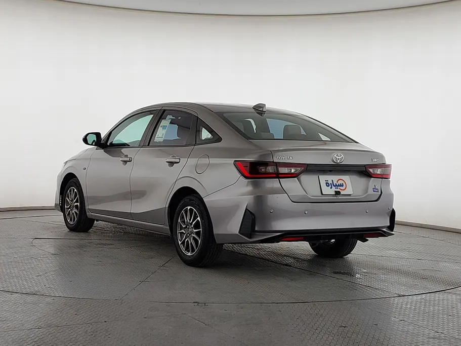 2023 Toyota Yaris  Y 