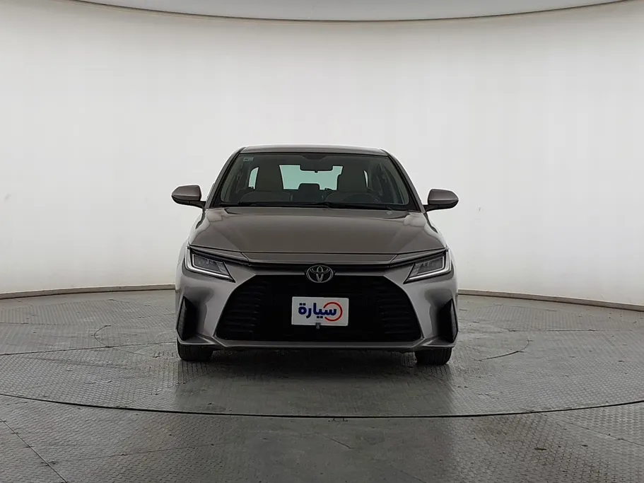 2023 Toyota Yaris  Y 