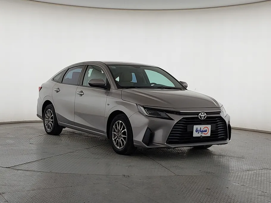2023 Toyota Yaris  Y 