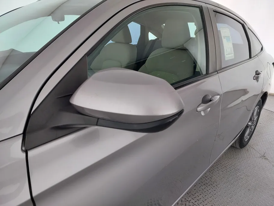 2023 Toyota Yaris  Y 