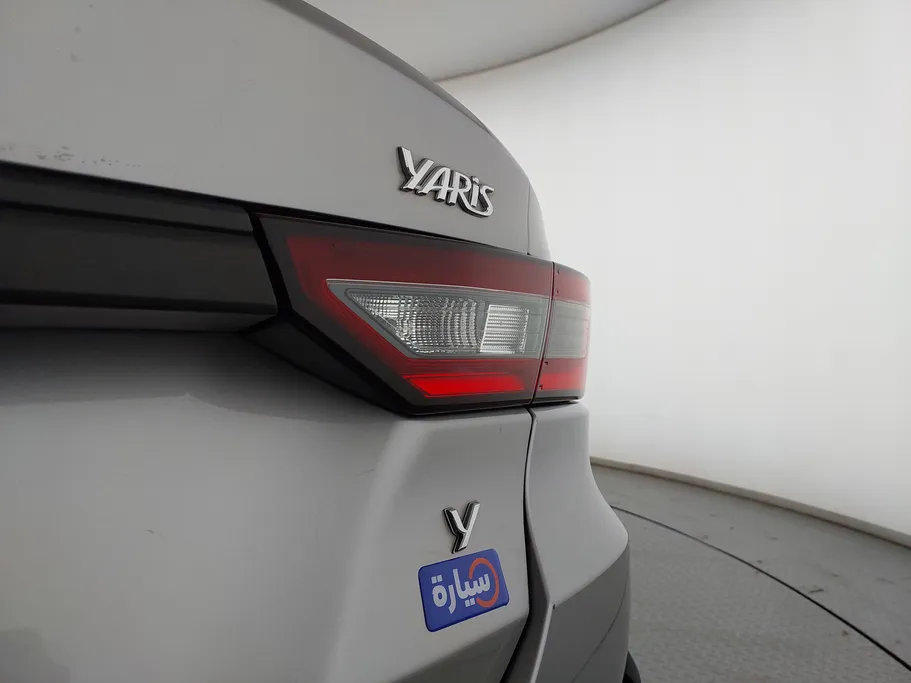 2023 Toyota Yaris  Y 