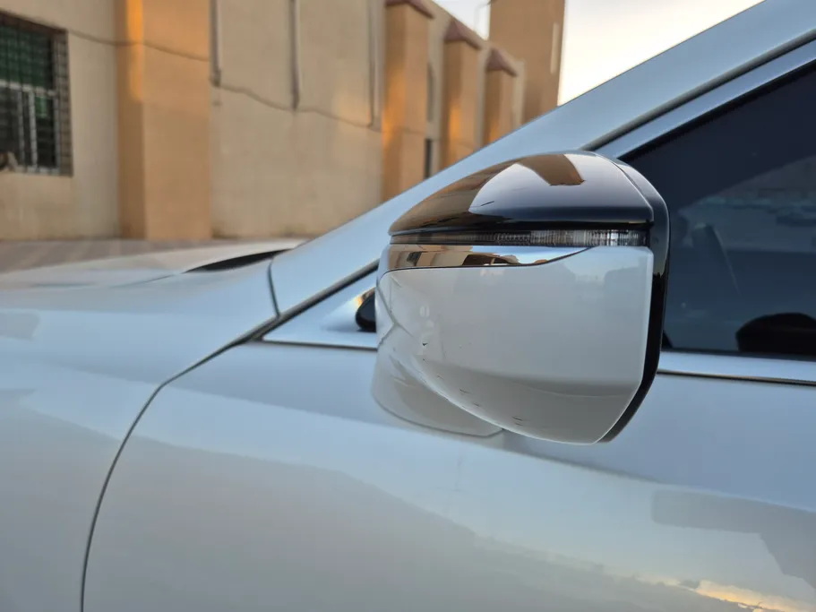 لكزس ES 350 2023 