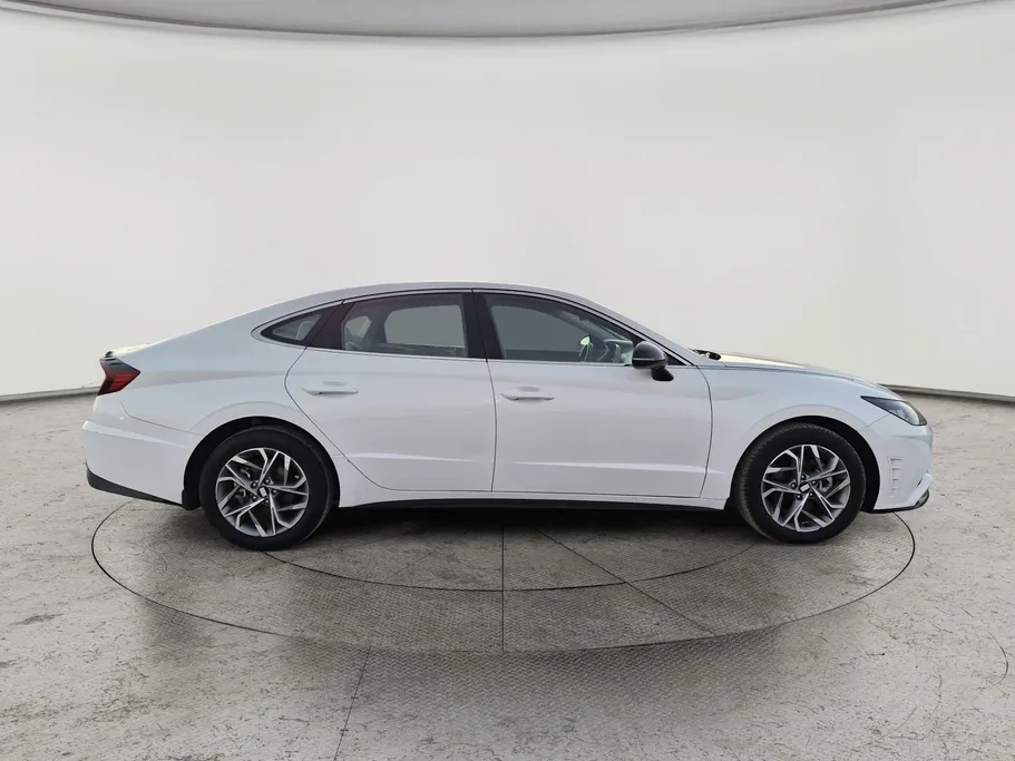 2023 Hyundai Sonata Smart 