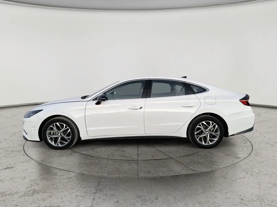 2023 Hyundai Sonata Smart 