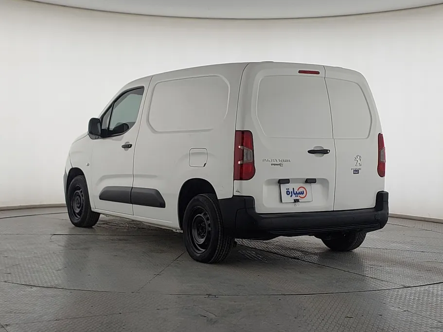 بيجو بارتنر Short van 2021 