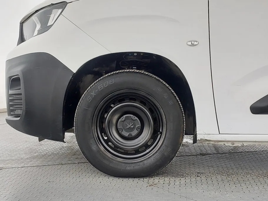 بيجو بارتنر Short van 2021 