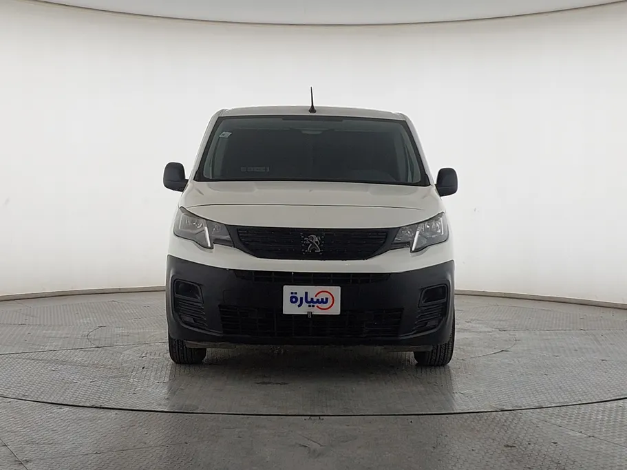 بيجو بارتنر Short van 2021 