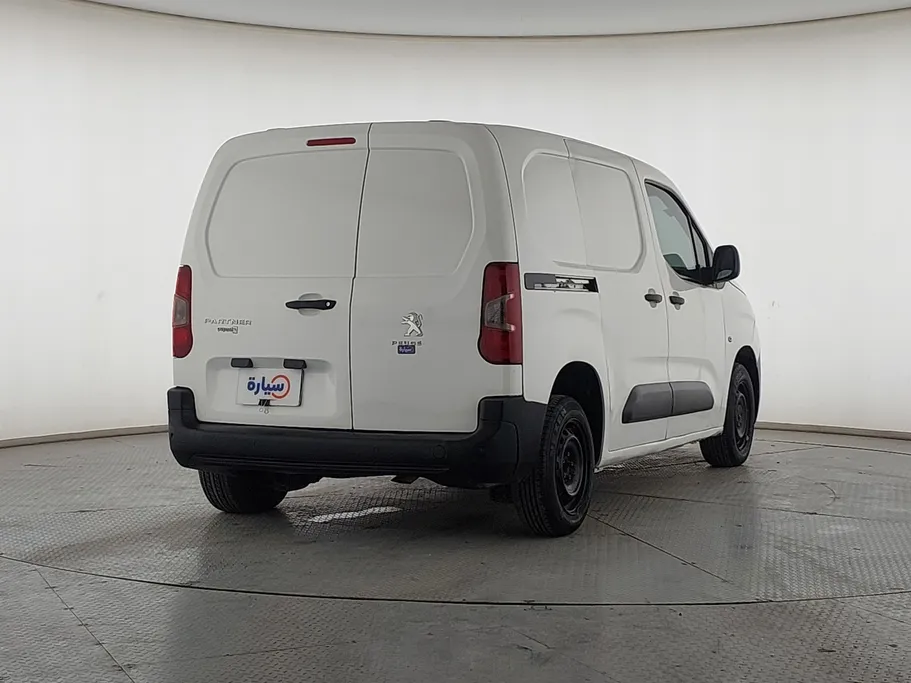 بيجو بارتنر Short van 2021 