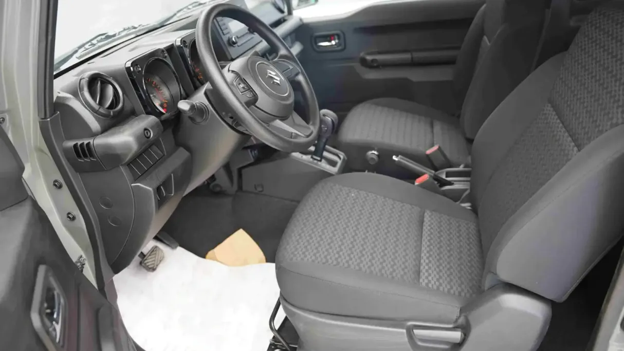 سوزوكي جيمني GL 2025 