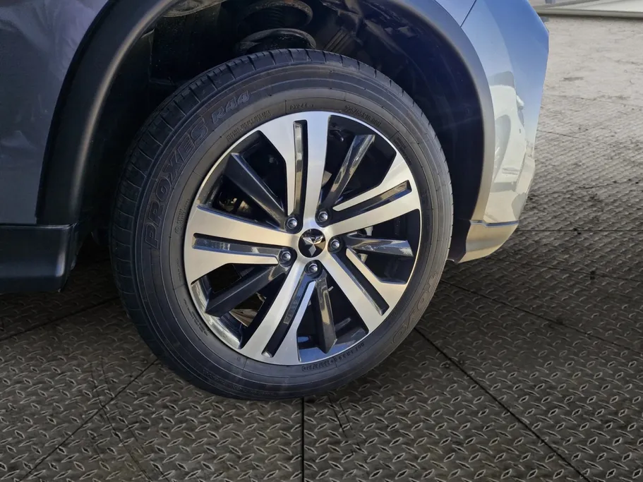 ميتسوبيشي ASX GLX 2024 