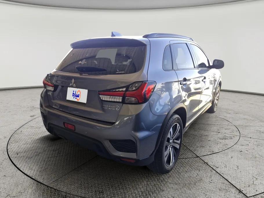 ميتسوبيشي ASX GLX 2024 