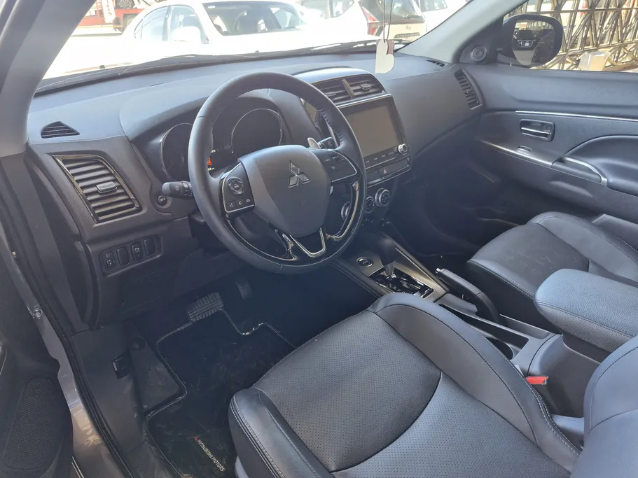 ميتسوبيشي ASX GLX 2024 