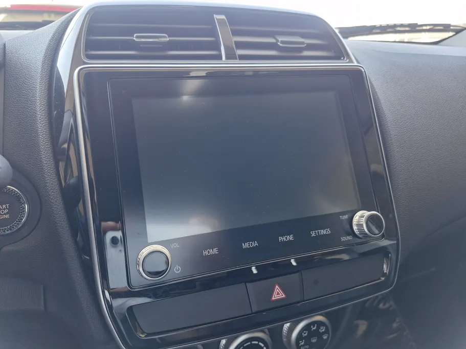 ميتسوبيشي ASX GLX 2024 