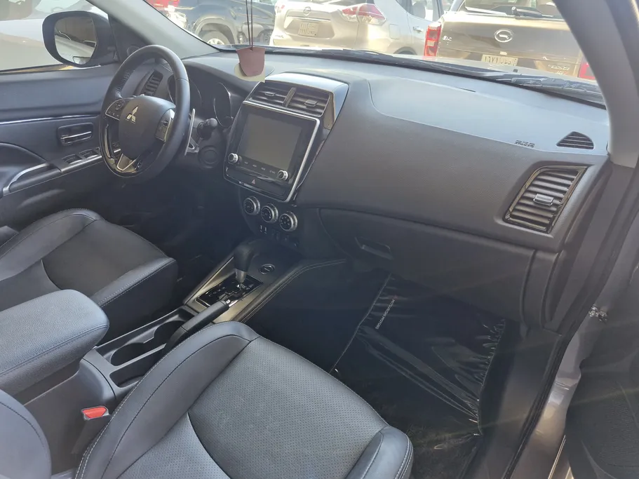 ميتسوبيشي ASX GLX 2024 