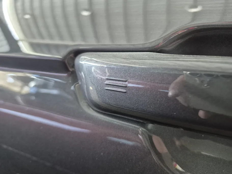 جيب جراند شيروكي ليمتد 2023 