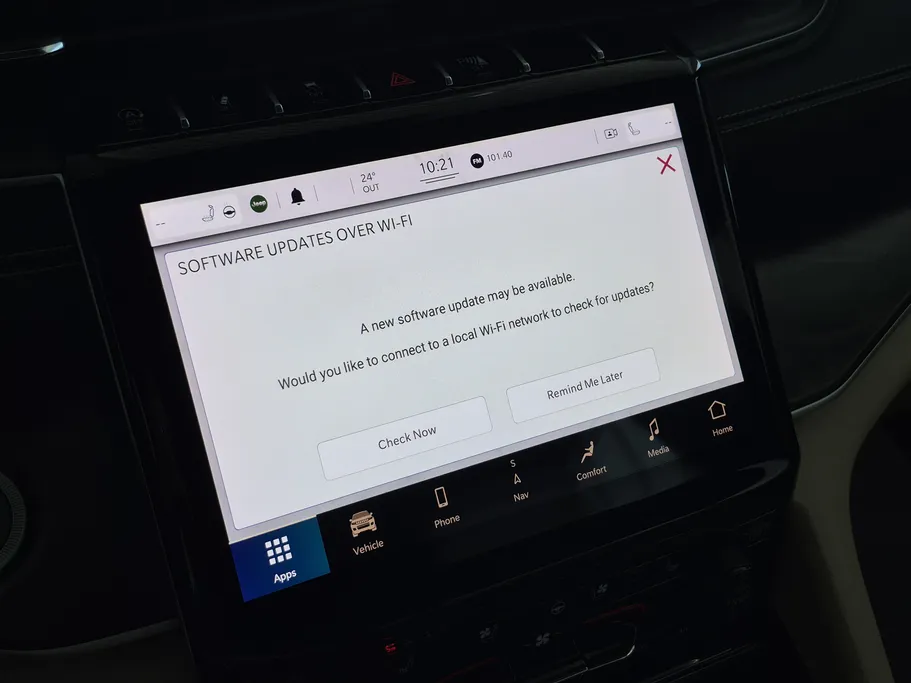 جيب جراند شيروكي ليمتد 2023 