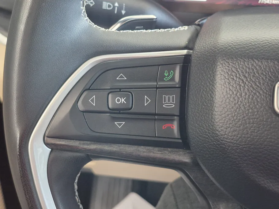 جيب جراند شيروكي ليمتد 2023 