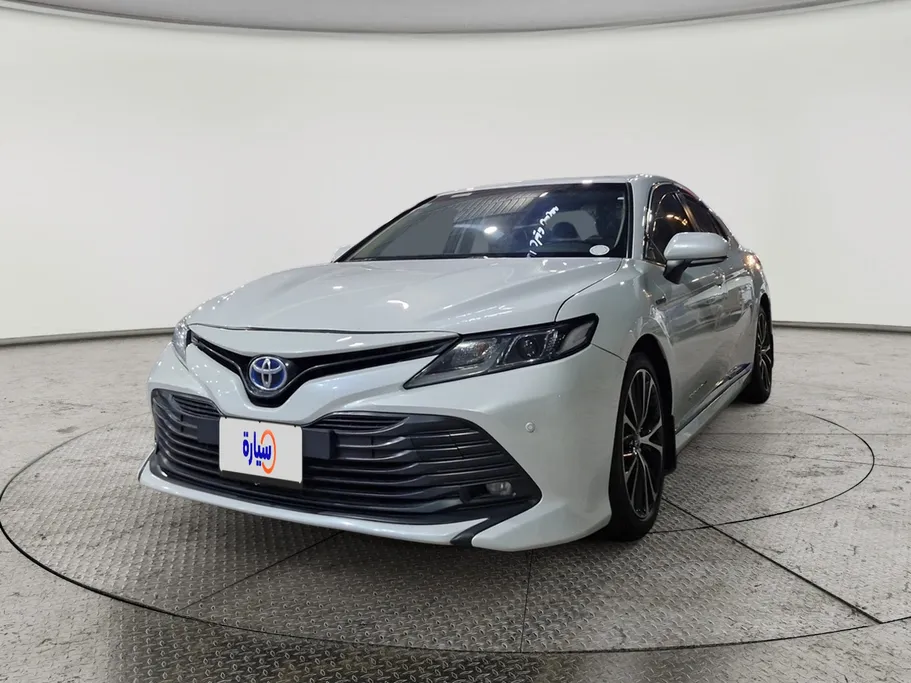 2019 Toyota Camry  GLE 