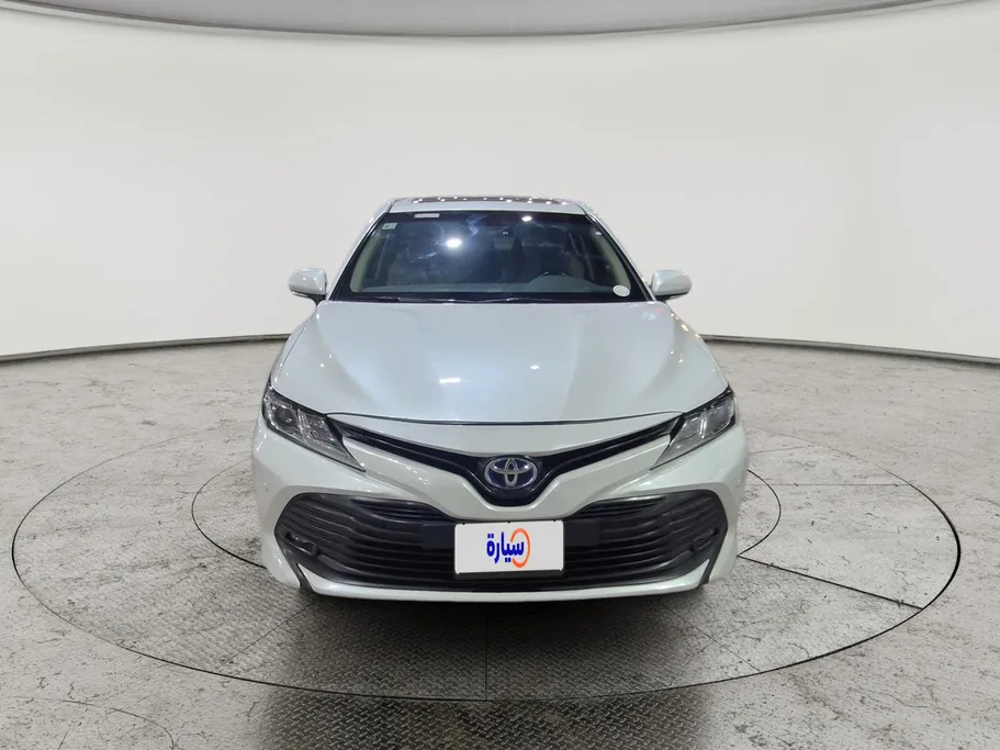 2019 Toyota Camry  GLE 