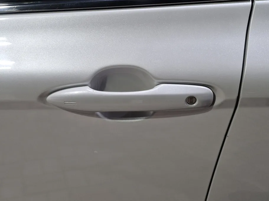 2019 Toyota Camry  GLE 