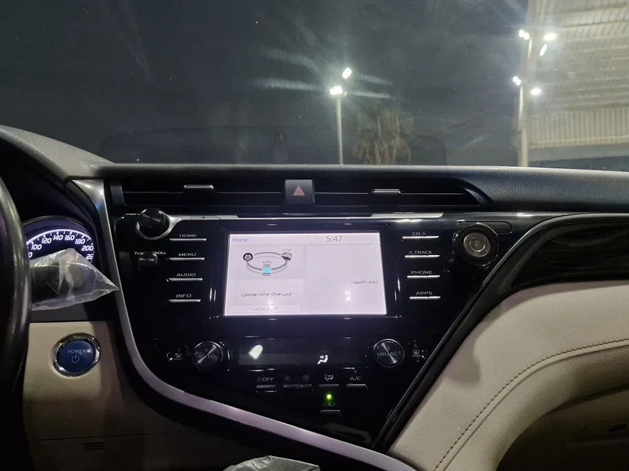 2019 Toyota Camry  GLE 