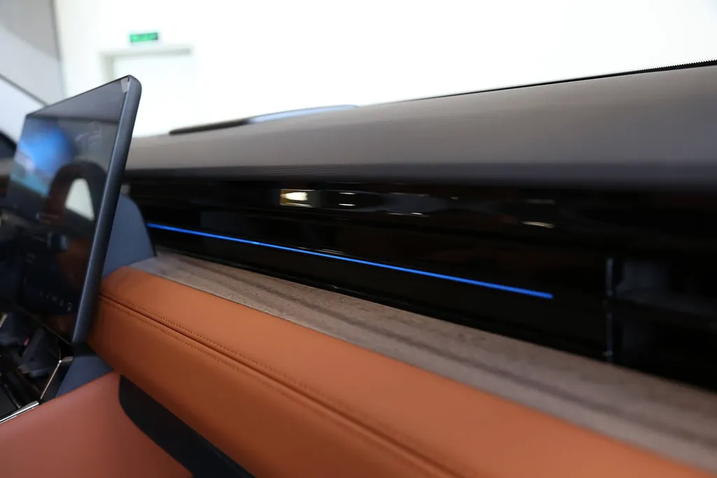 ساوايست اس 06 بريميوم 2026 