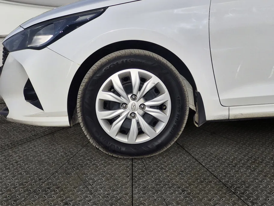 2023 Hyundai Accent Smart 