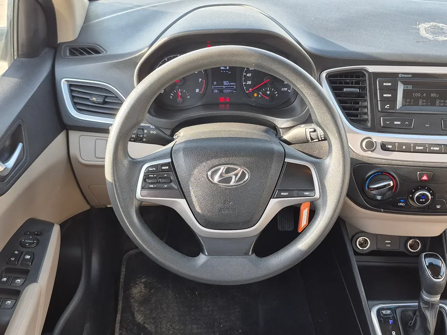 هيونداي اكسنت سمارت 2023 