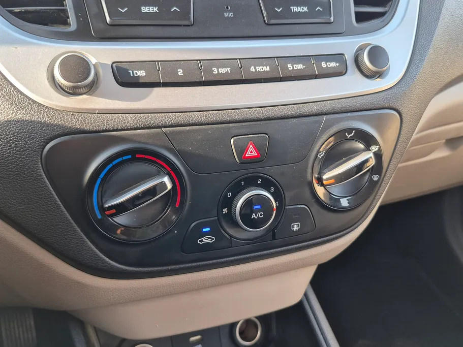 هيونداي اكسنت سمارت 2023 