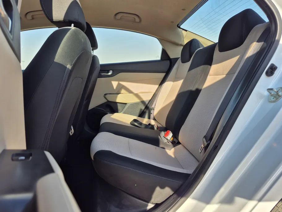 هيونداي اكسنت سمارت 2023 