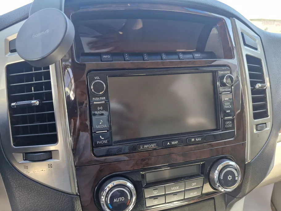 ميتسوبيشي باجيرو GLS 5Doors 2018 