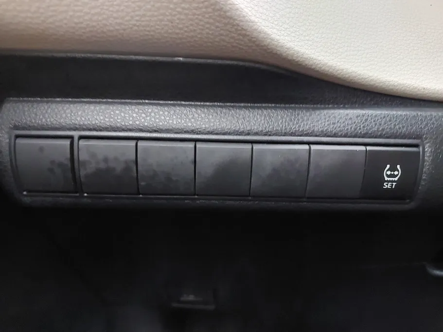 2024 Toyota Corolla XLI 