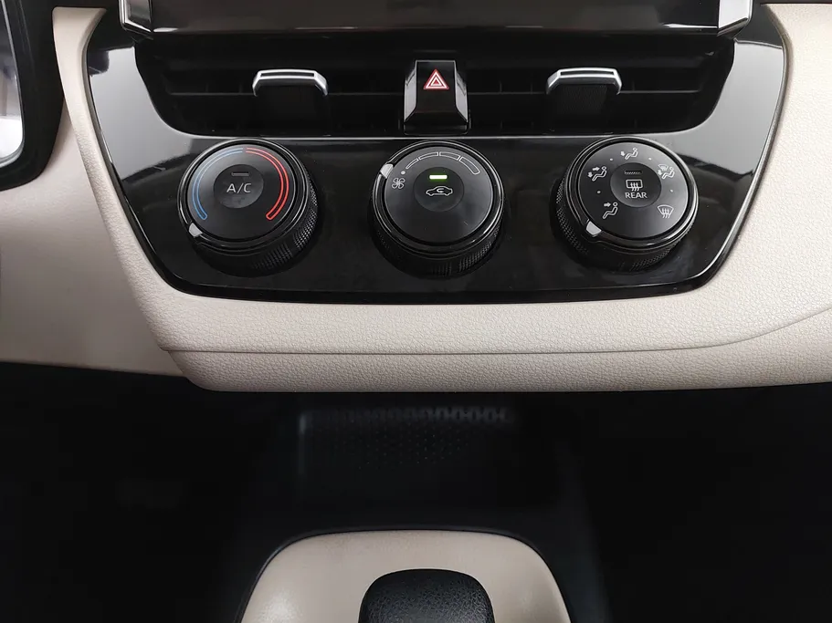 2024 Toyota Corolla XLI 