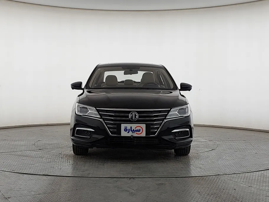 ام جي 5 LUX 2023 