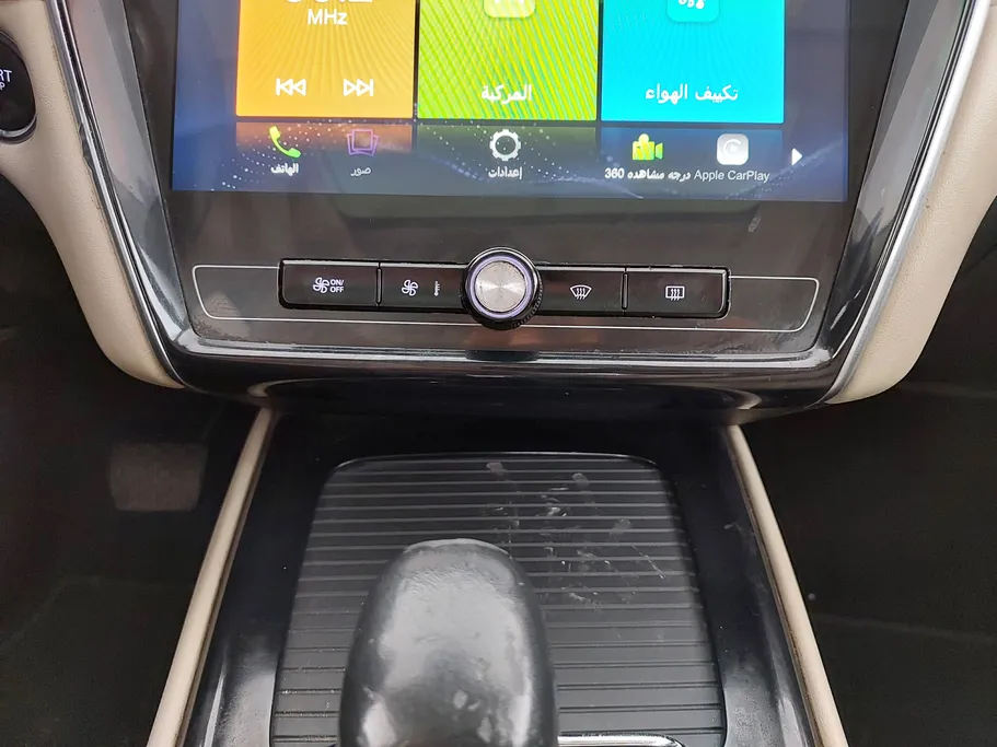 ام جي 5 LUX 2023 