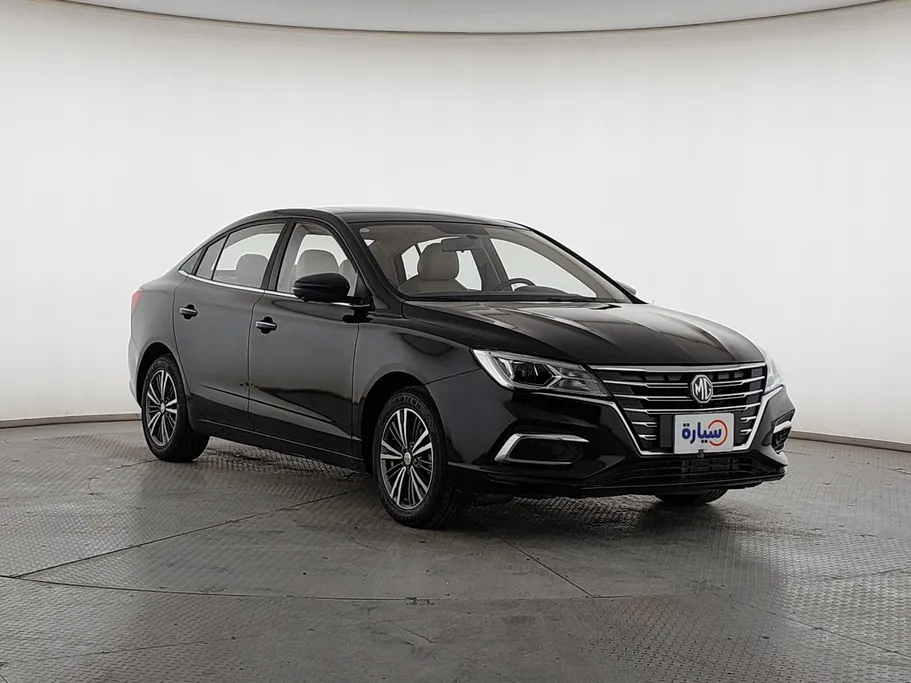 ام جي 5 LUX 2023 